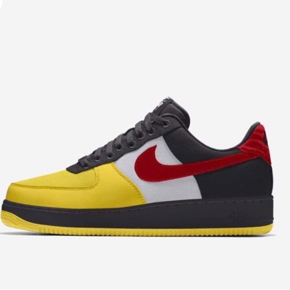 Brand new still in the box with recipt from nike store - Picture 3 of 3